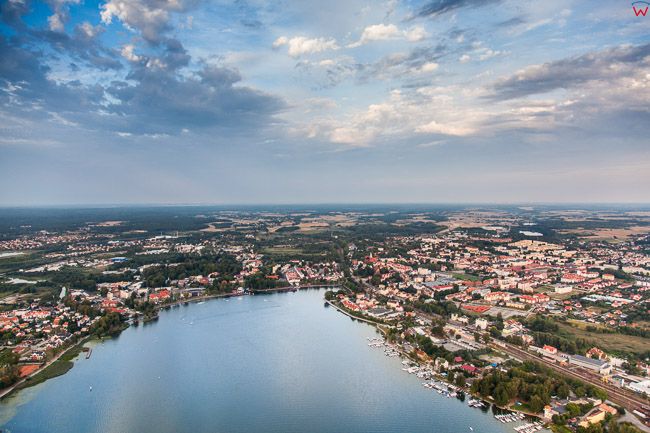 Ostroda, panorama miasta i jeziora Drweckiego od strony W. EU, Pl, Warm-Maz. Lotnicze.